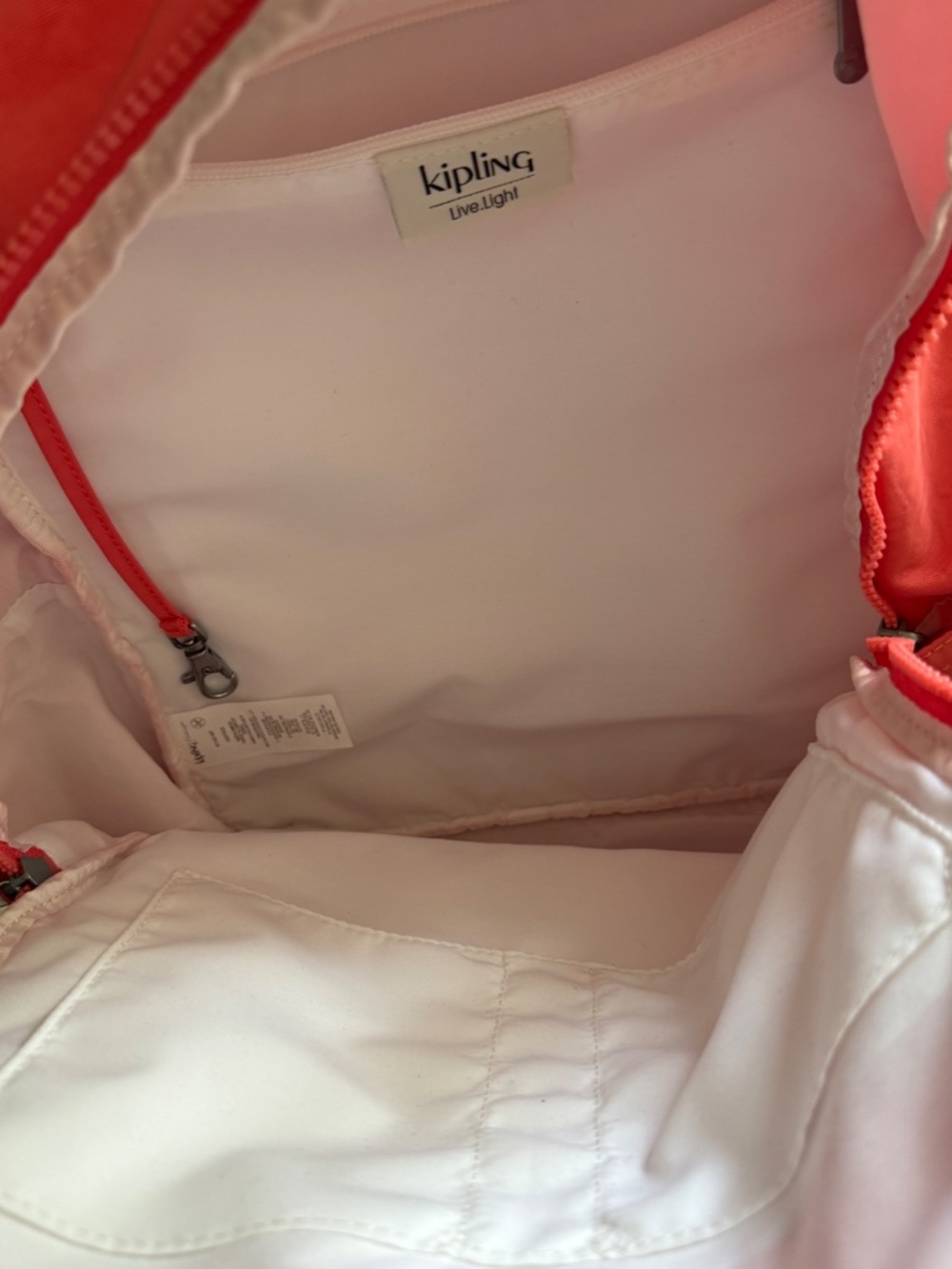 ✨ NWT Kipling Aideen Backpack in Papaya Tonal – Ultra-Lightweight Daypack ✨ - Picture 6 of 8